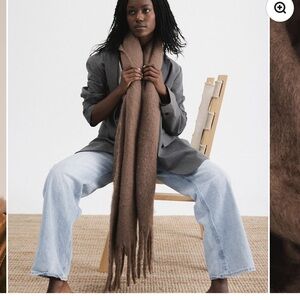 Gigi pip brown oversized fluffy blanket scarf